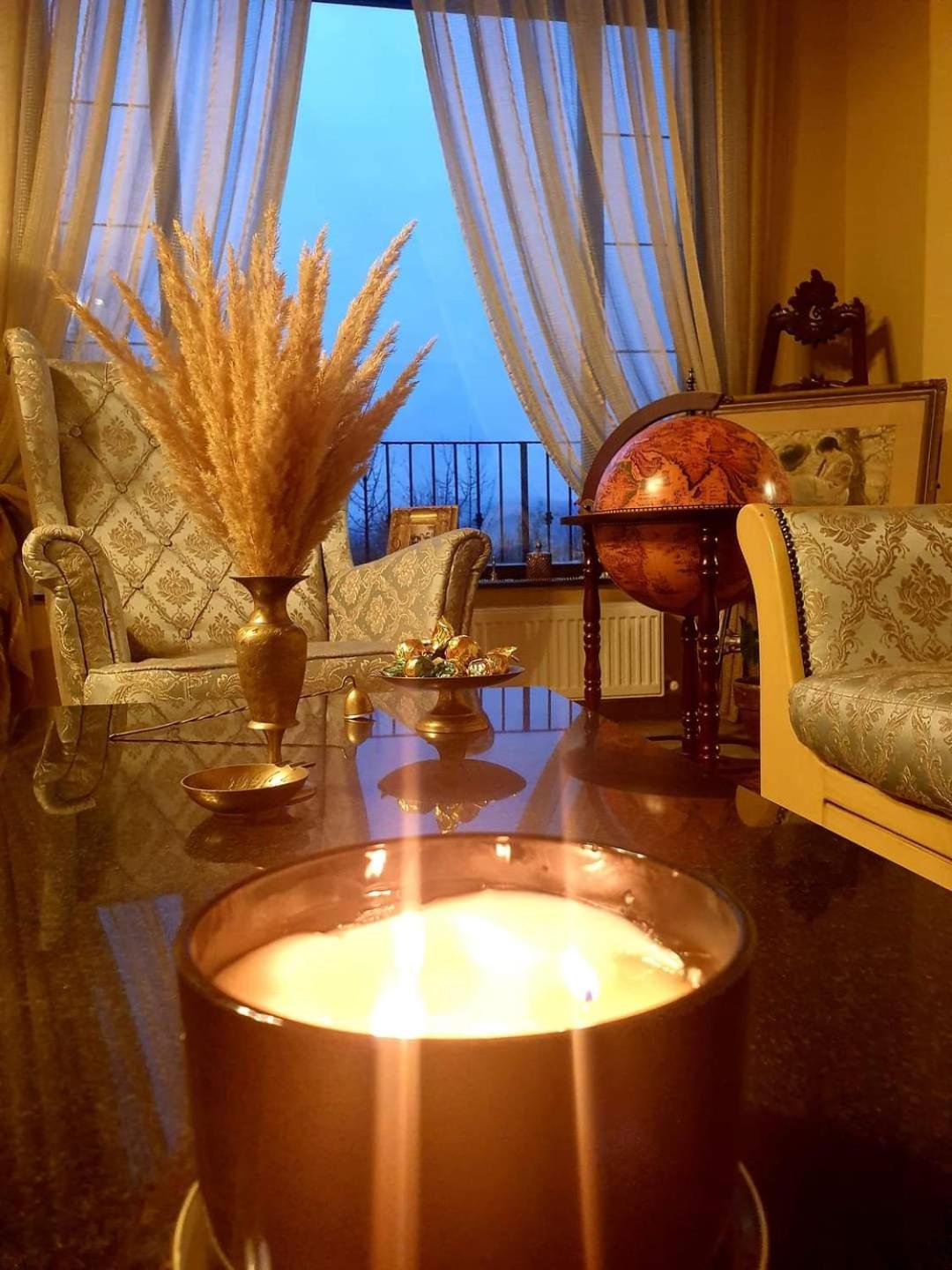 Pensiunea Casa Mircea & Restaurant Eselnita Ngoại thất bức ảnh